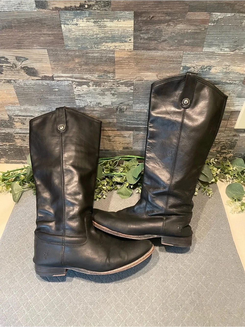 Frye Melissa Button Pull On Riding Boot Size 8.5 Women's
